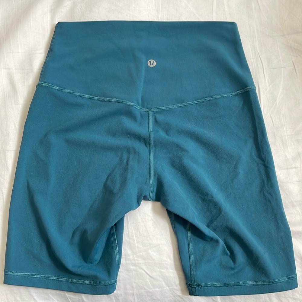 Lululemon align 8 inch bike shorts